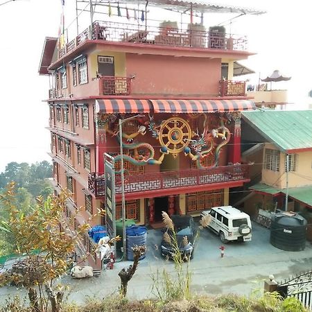 Hotel Golden Dragon Aritar 外观 照片