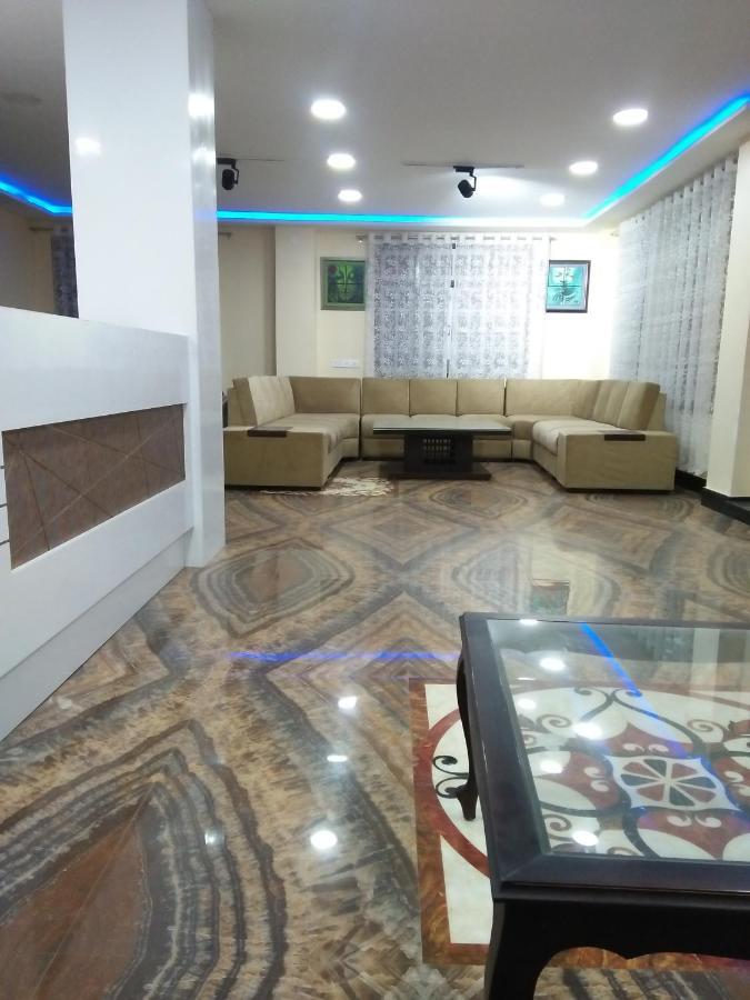 Hotel Golden Dragon Aritar 外观 照片